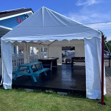 Hotel Kotwica - Domki Letniskowe Nad Morzem